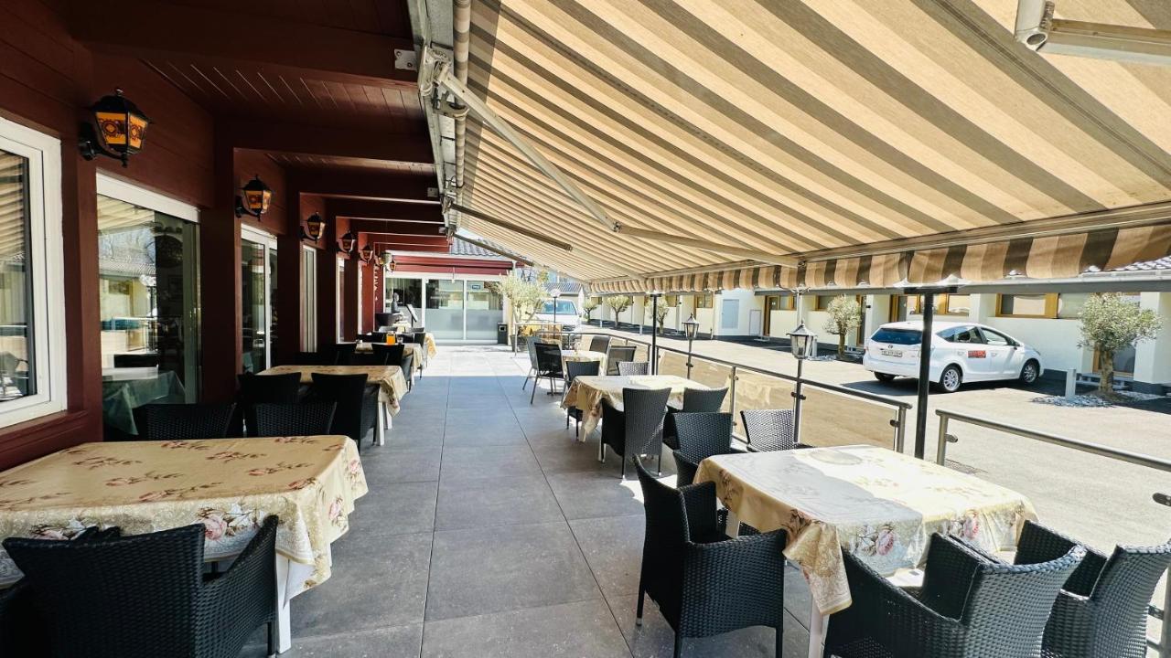 The River Village Интерлакен Екстериор снимка