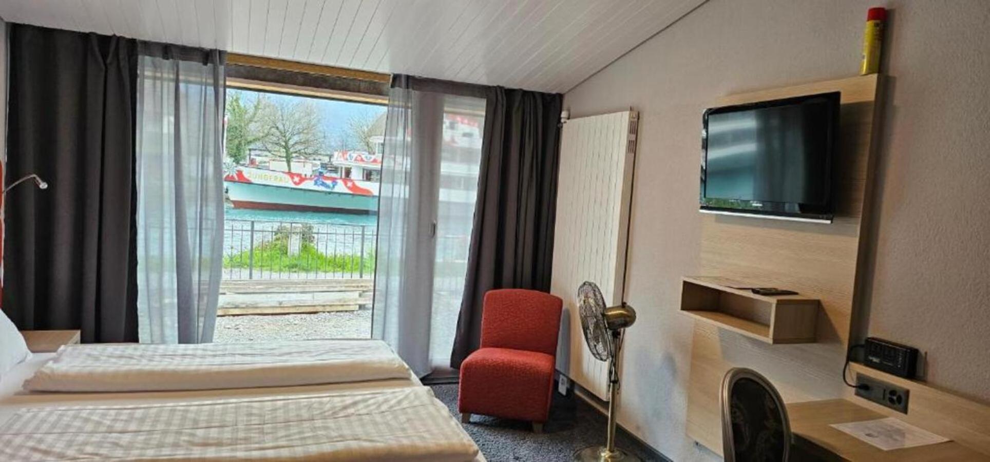 The River Village Интерлакен Екстериор снимка